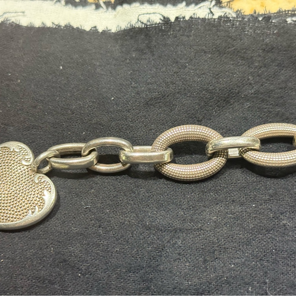 Brighton Vintage Chunky Heart 2 sided bracelet. EUC. - Picture 3 of 15